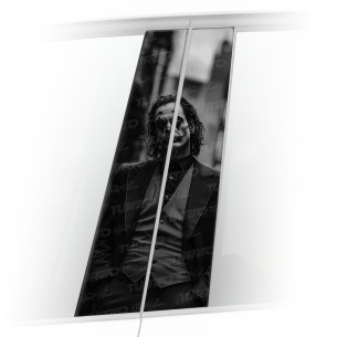 Naklejka na słupek samochodowy Joker w Mieście Czarnobiały | TurboWrapz.com