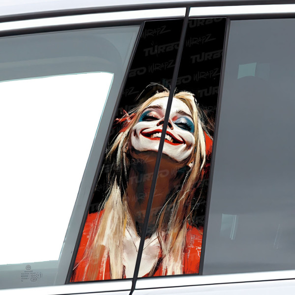 Naklejka na słupek samochodowy Szczęśliwa Harley Quinn | TurboWrapz.com