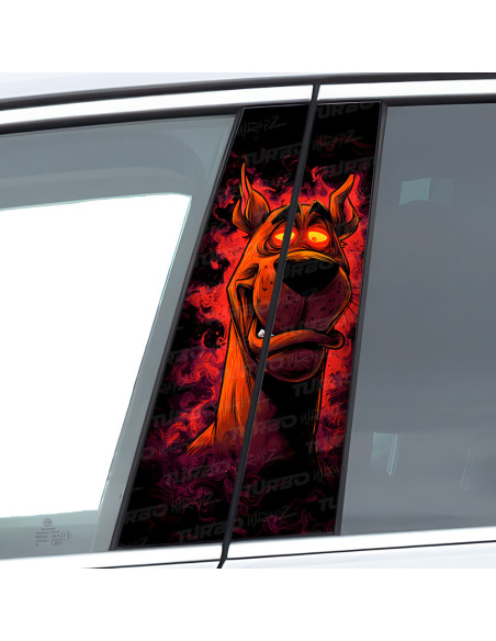 Naklejka na słupek samochodowy Zjarany Scooby Doo | TurboWrapz.com
