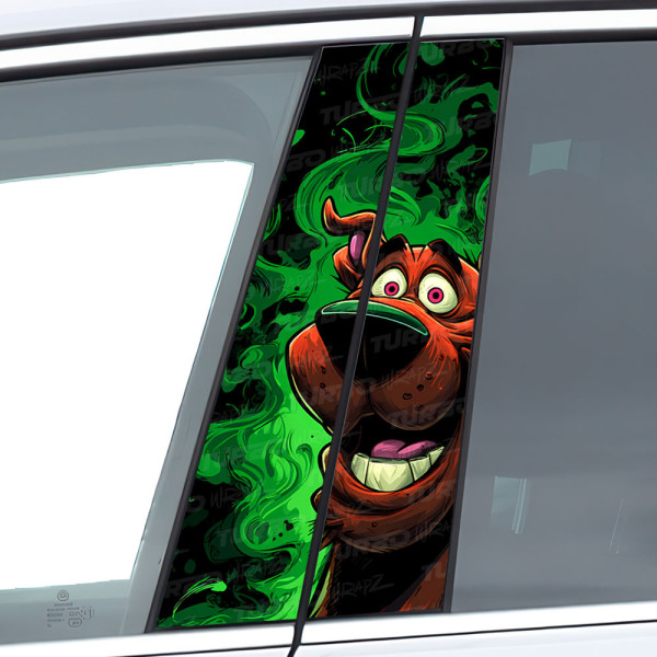 Naklejka na słupek samochodowy Zjarany Scooby Doo | TurboWrapz.com