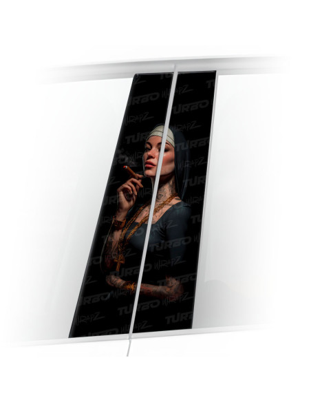 Naklejka na słupek samochodowy Zakonnica | TurboWrapz.com