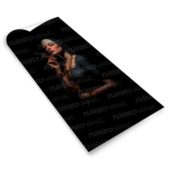 Naklejka na słupek samochodowy Zakonnica | TurboWrapz.com