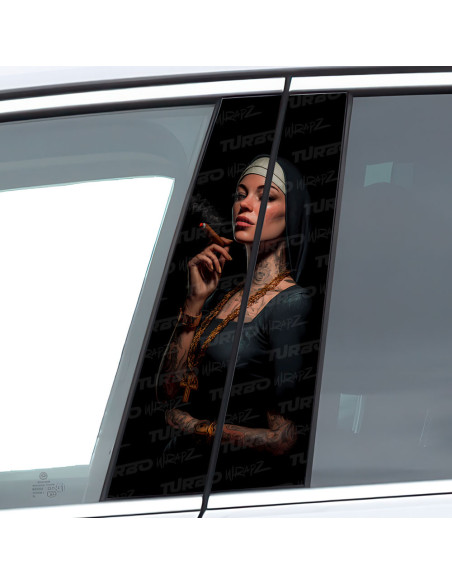 Naklejka na słupek samochodowy Zakonnica | TurboWrapz.com