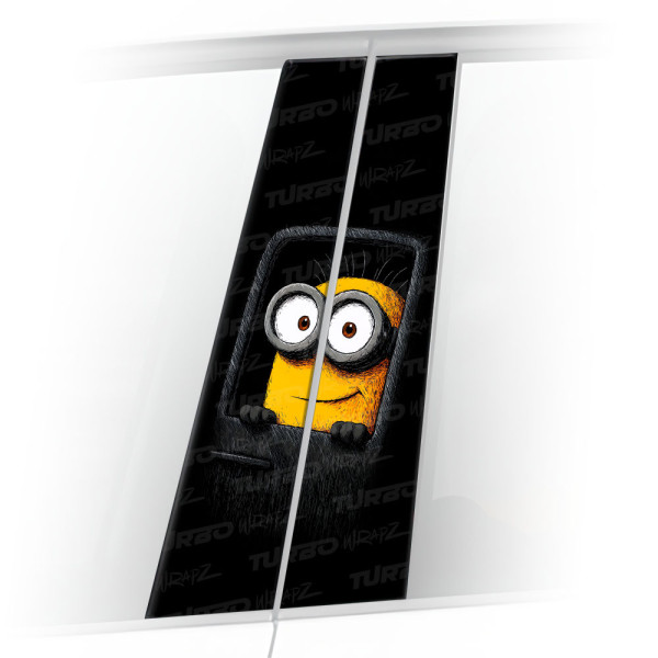 Naklejka na słupek samochodowy Minion Podróżnik  | TurboWrapz.com